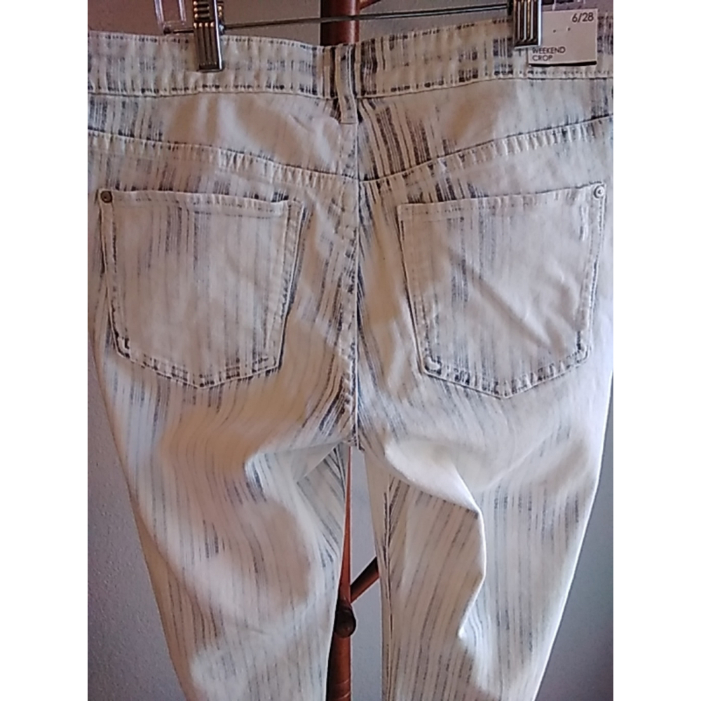 Vintage America Weekend Crop Jeans Size 6 NWT Distressed Stripe Wash Denim - Picture 9 of 13
